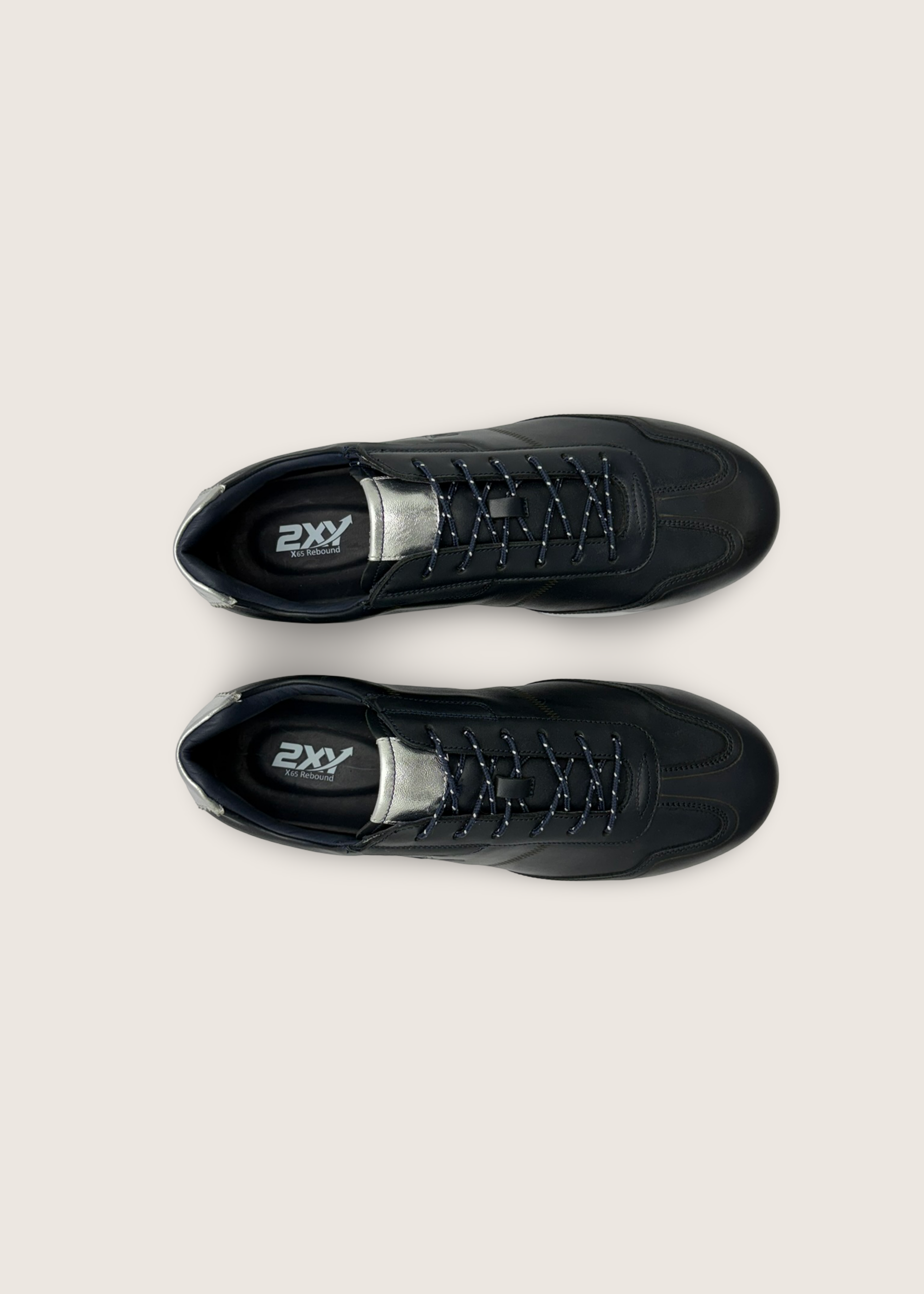 水 Men's MIZU in deep blue argentinian lapacho leather and rubber sole
