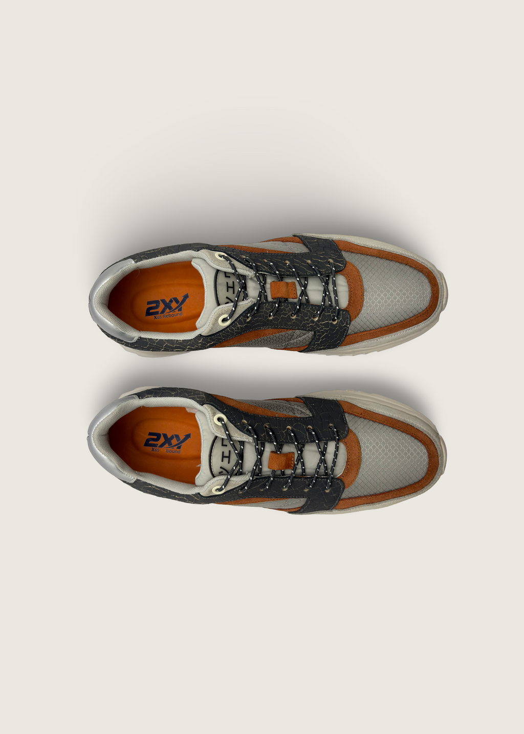 海 Men's KAI in pumice leather suede with silver grey diamond nylon parachute taffeta