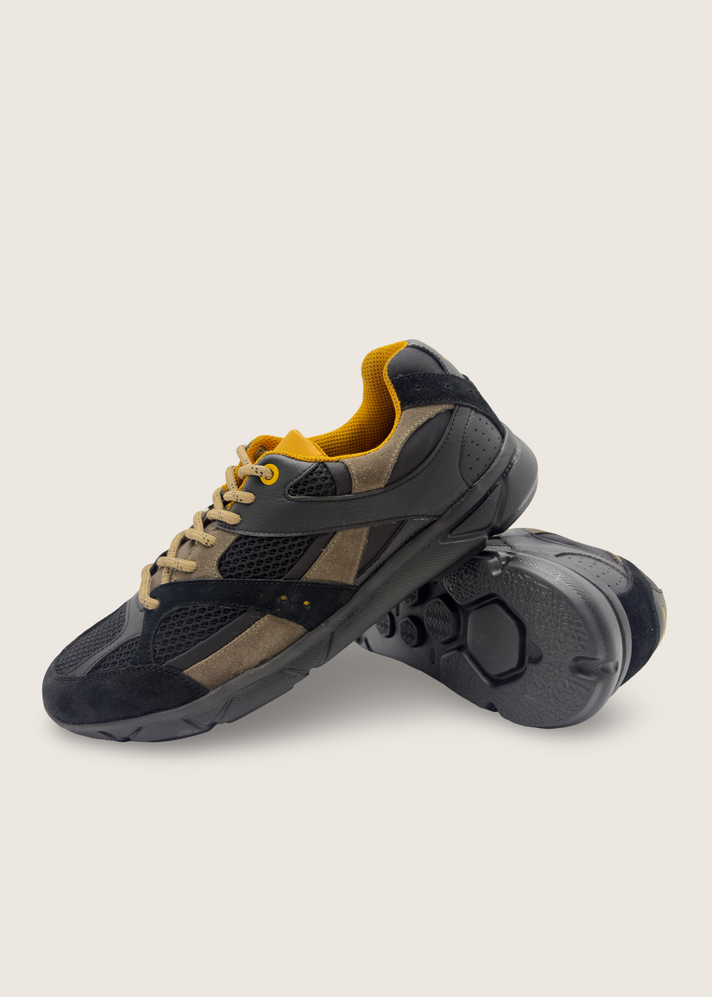 富士 Men's FUJI in black leather nubuck with black technical mesh panels