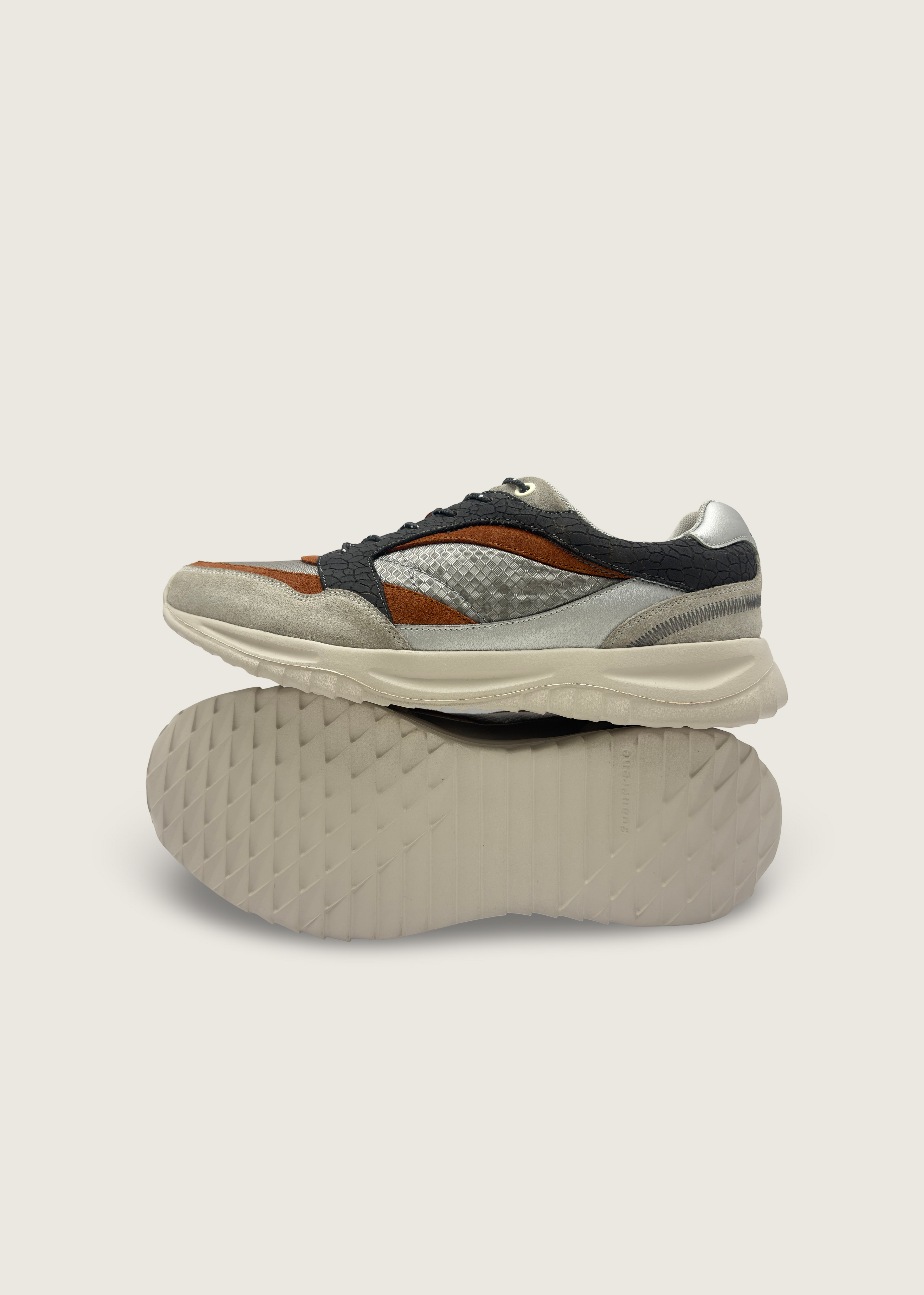 海 Men's KAI in pumice leather suede with silver grey diamond nylon parachute taffeta