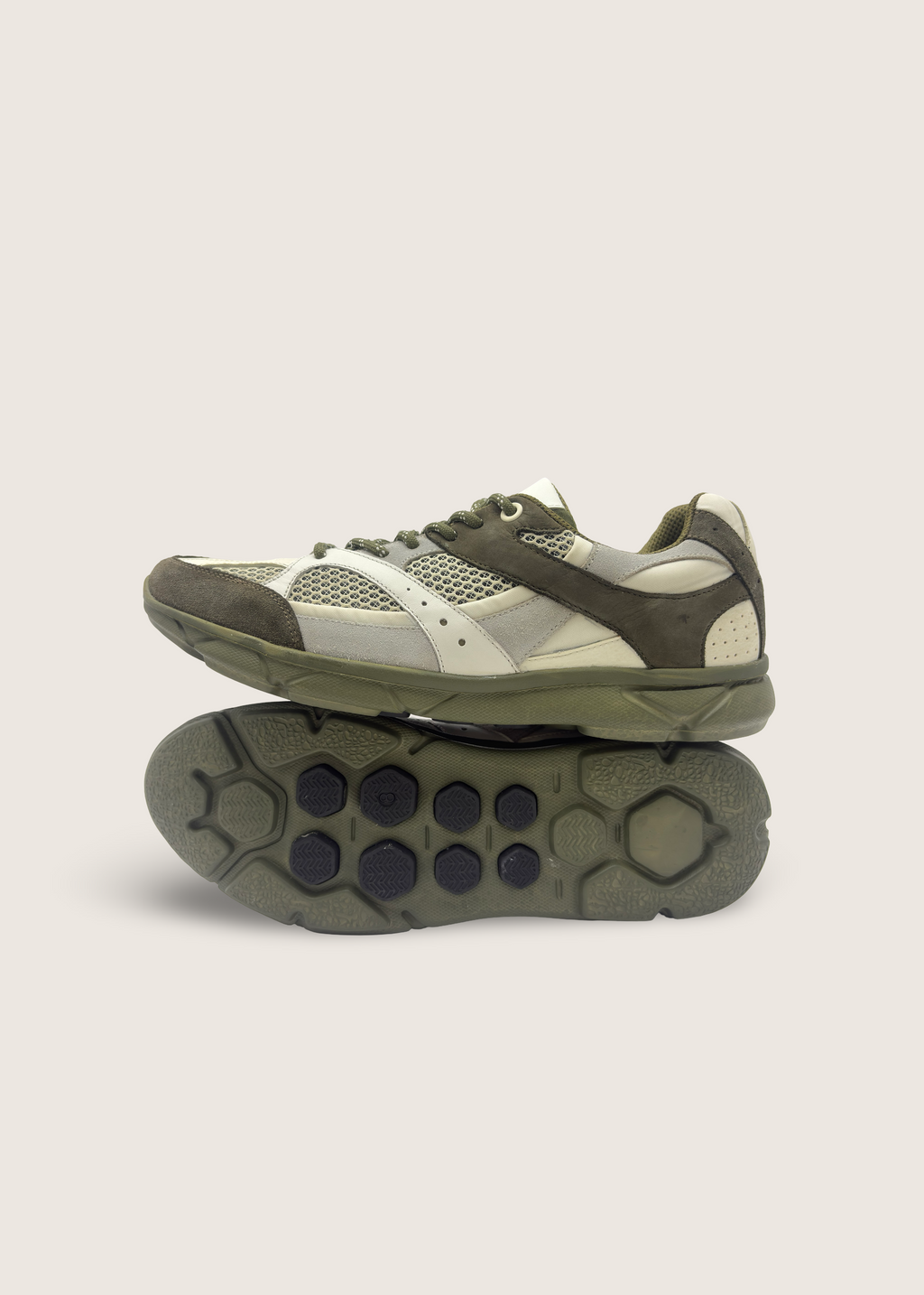 富士 Men's FUJI in olive leather nubuck with silver white technical mesh panels