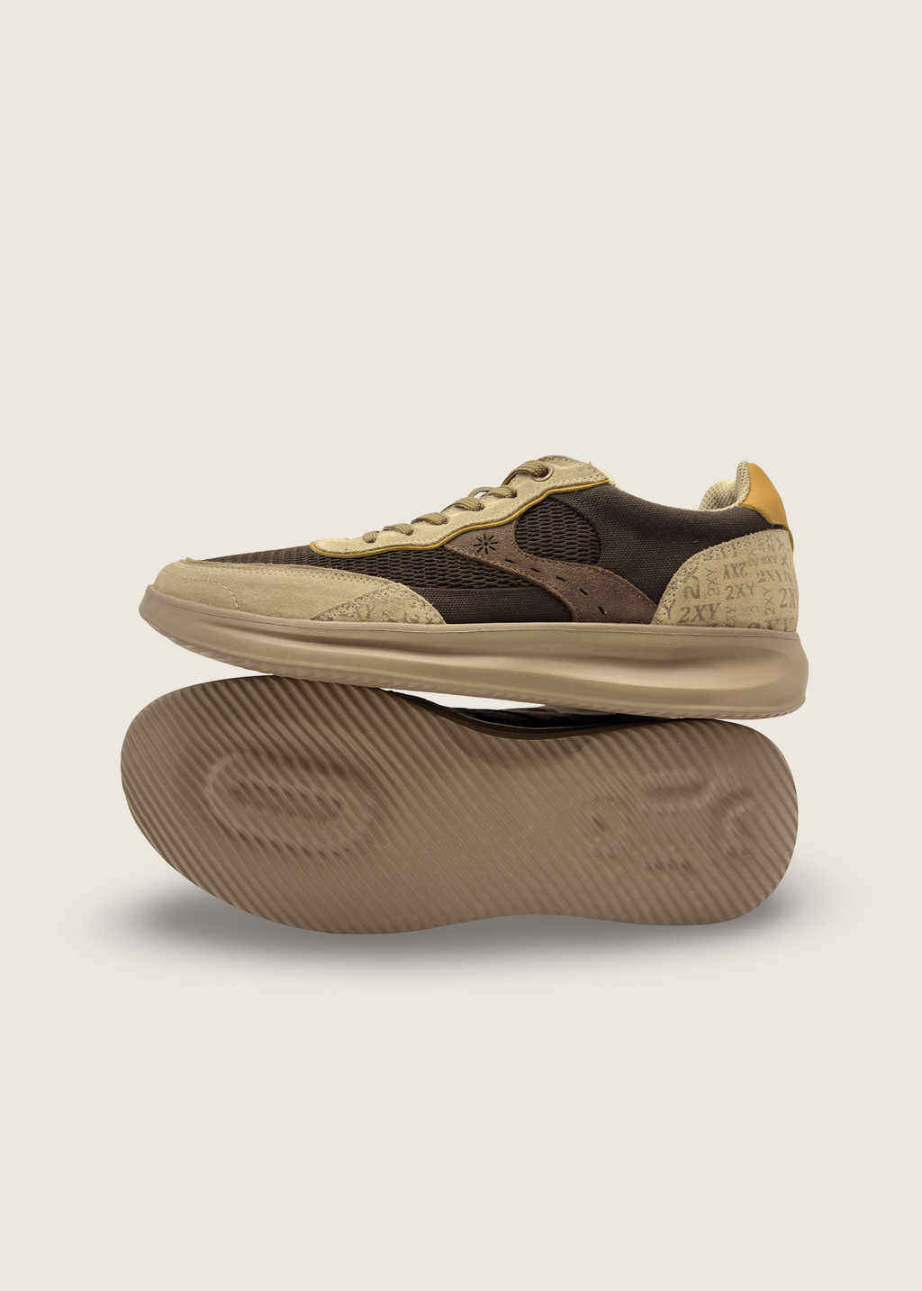 波 Men's NAMI in  beige leather suede with chocolate brown layers of technical mesh