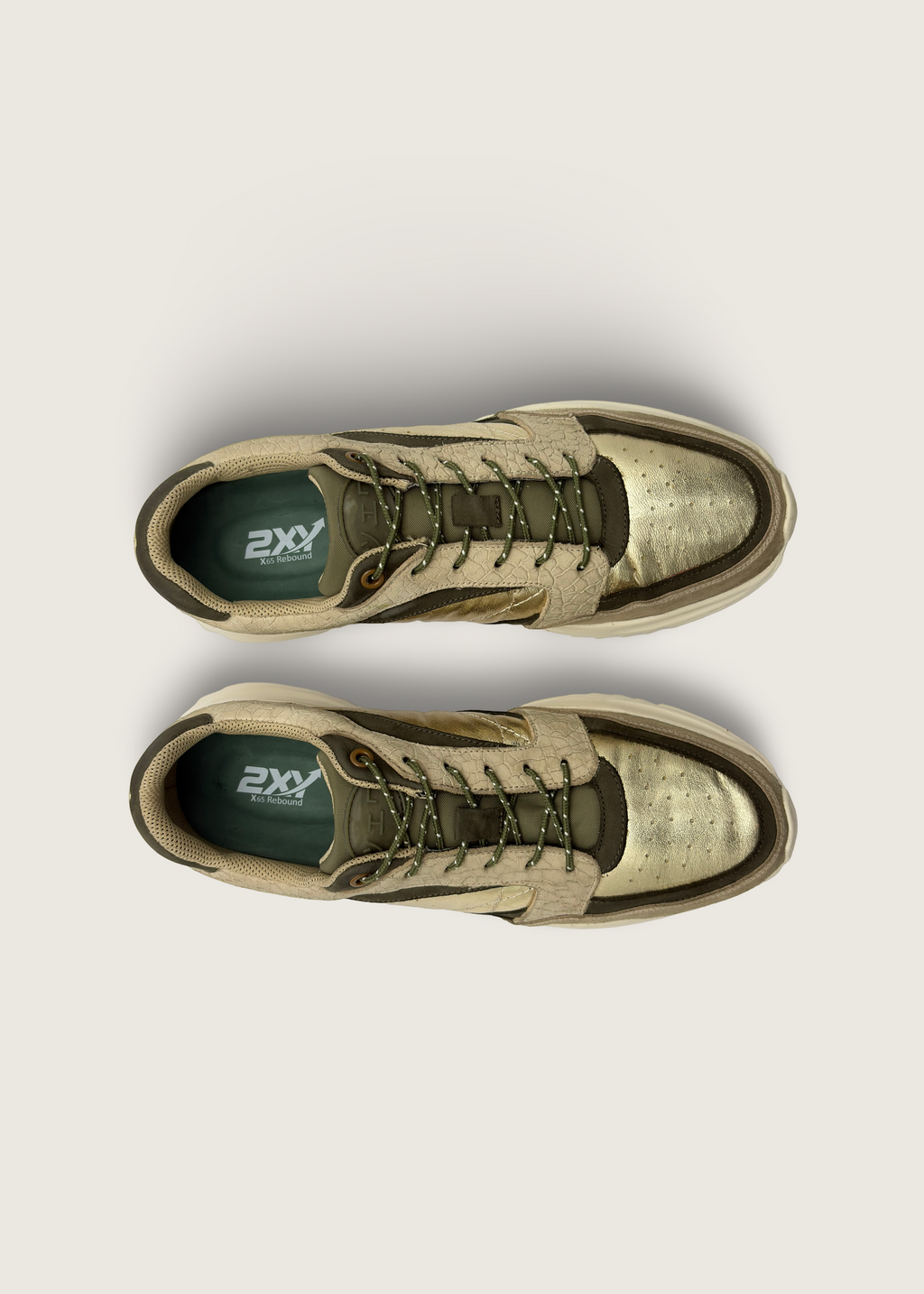 海 Men's KAI in beige leather suede with gold crushed argentinian leather and olive nubuck leather