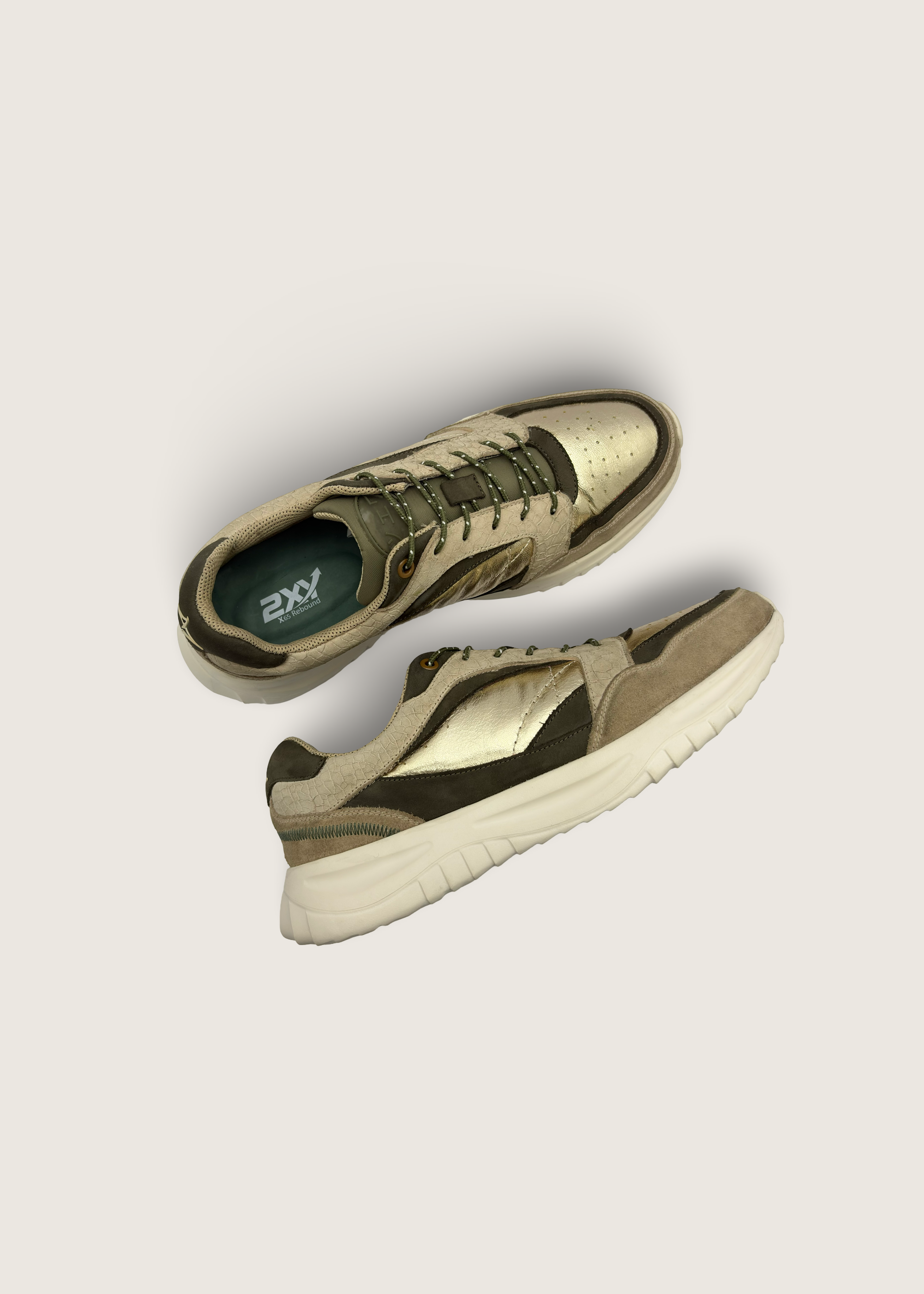 海 Men's KAI in beige leather suede with gold crushed argentinian leather and olive nubuck leather