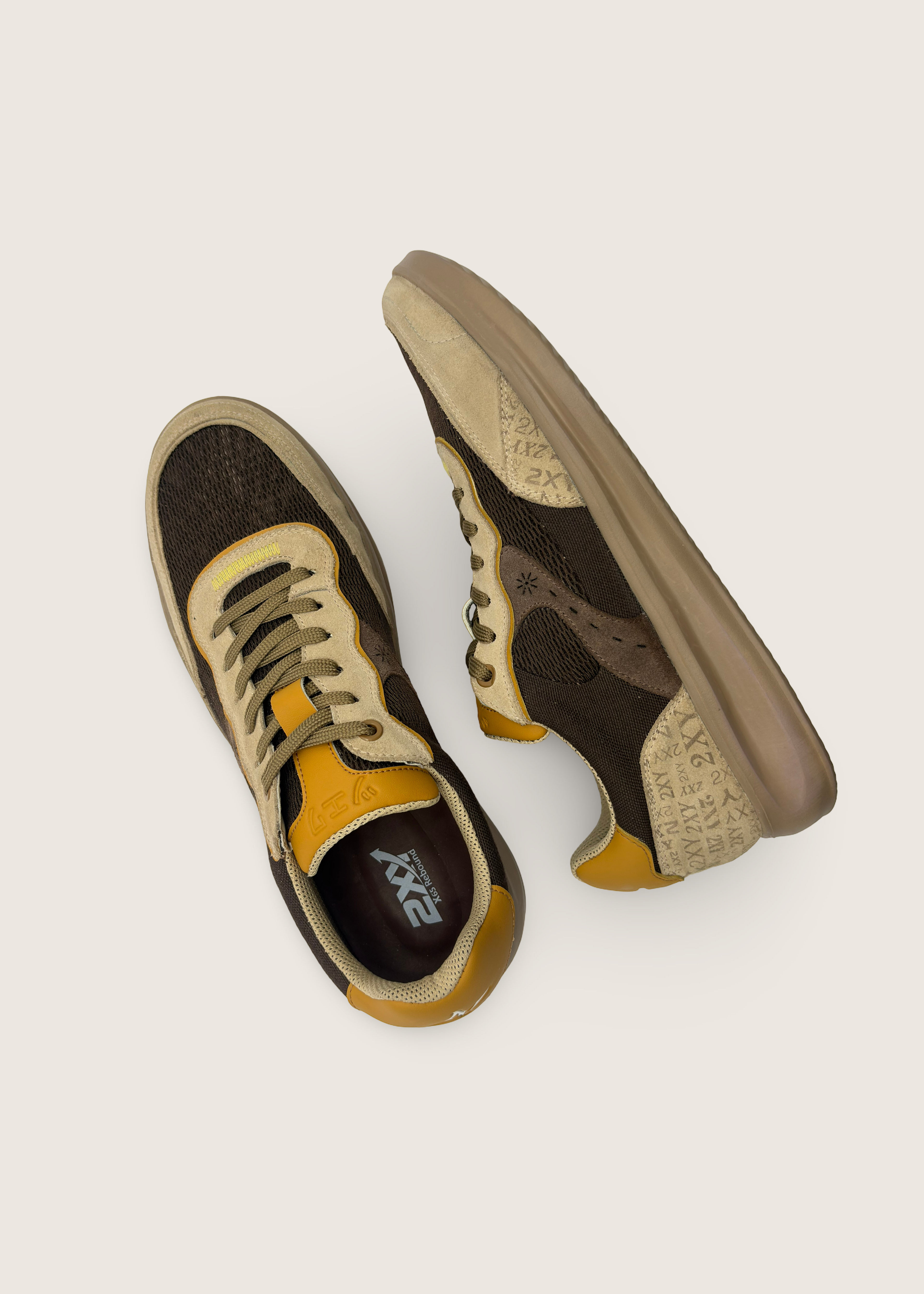 波 Men's NAMI in  beige leather suede with chocolate brown layers of technical mesh