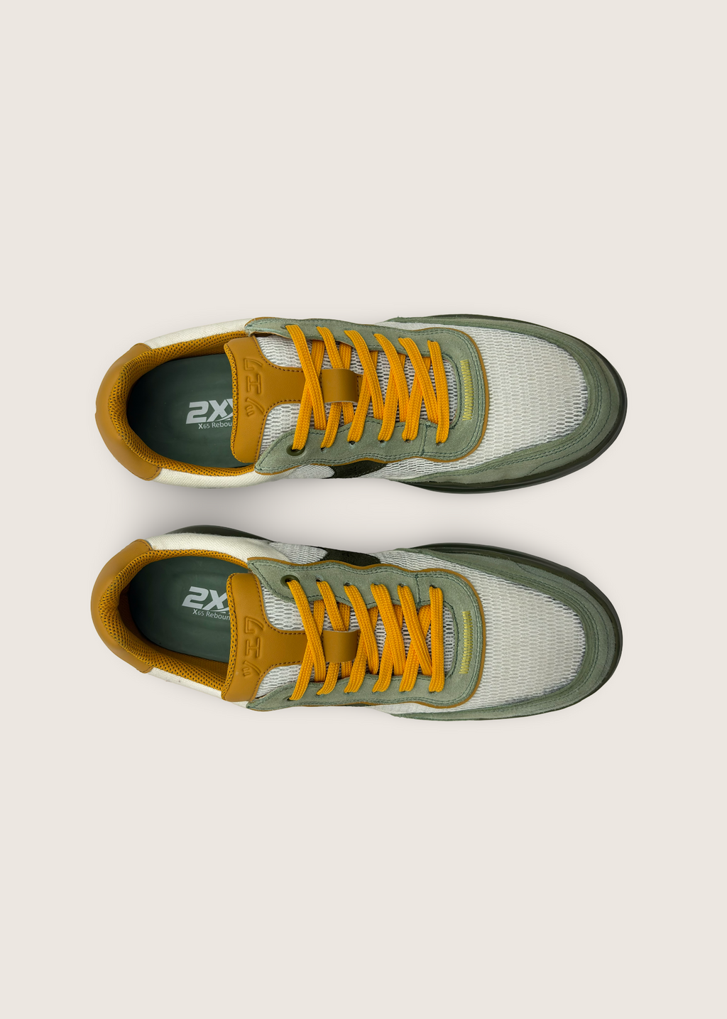 波 Men's NAMI in pastel green leather suede with optical white layers of technical mesh