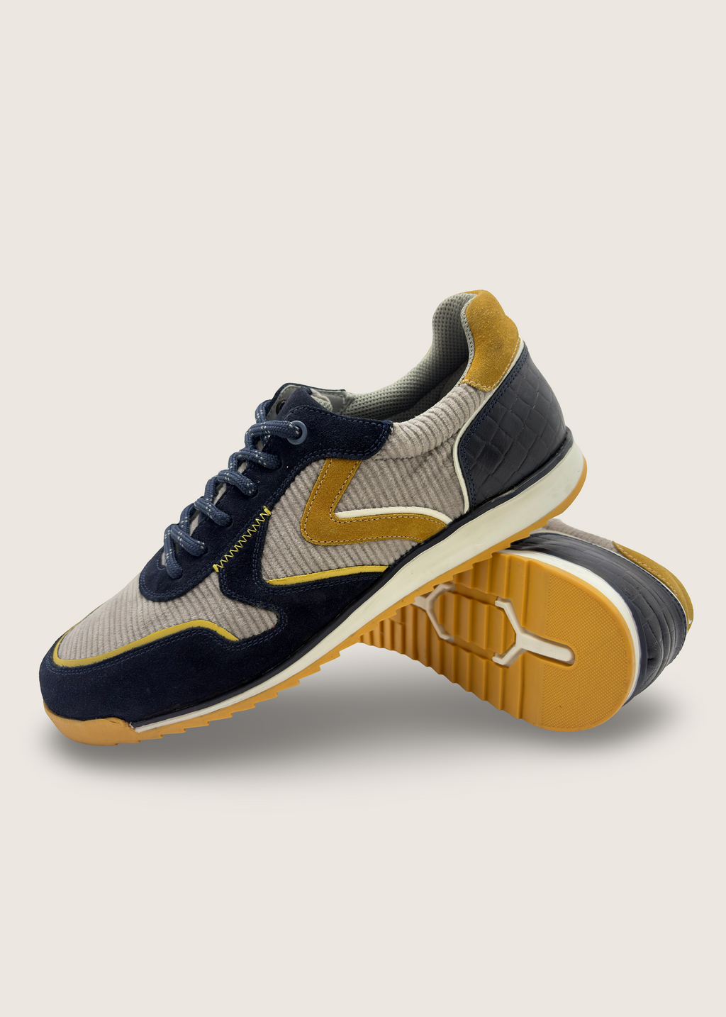 大阪 Men's Osaka in deep navy blue leather suede with light grey cotton corduroy