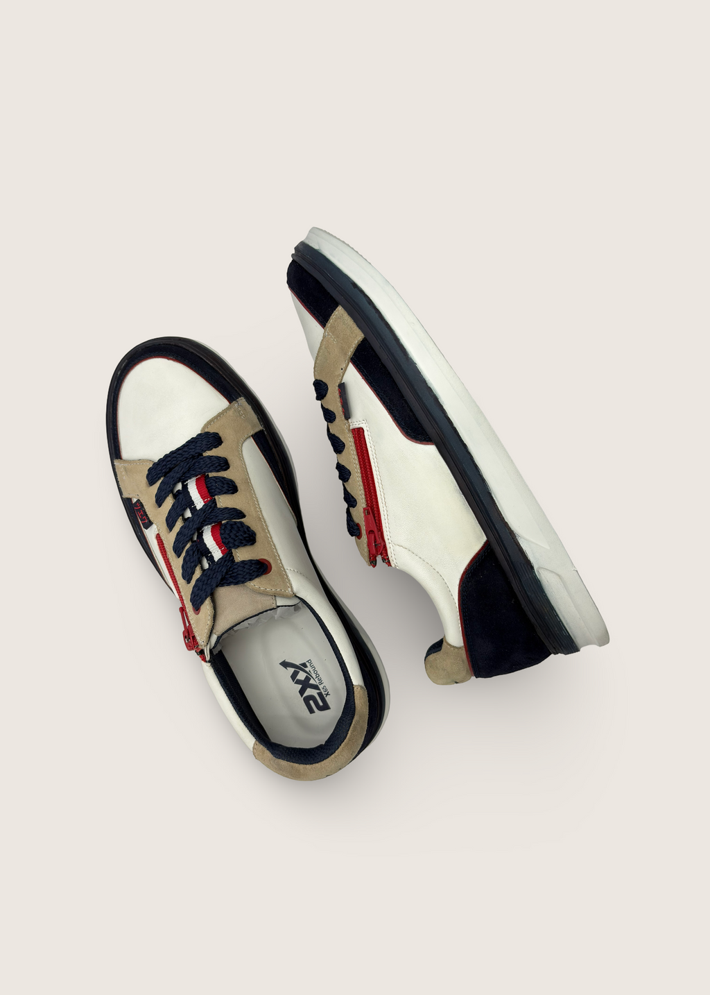 風 Men's KAZE in pumice leather suede with navy white microfiber and leather insole
