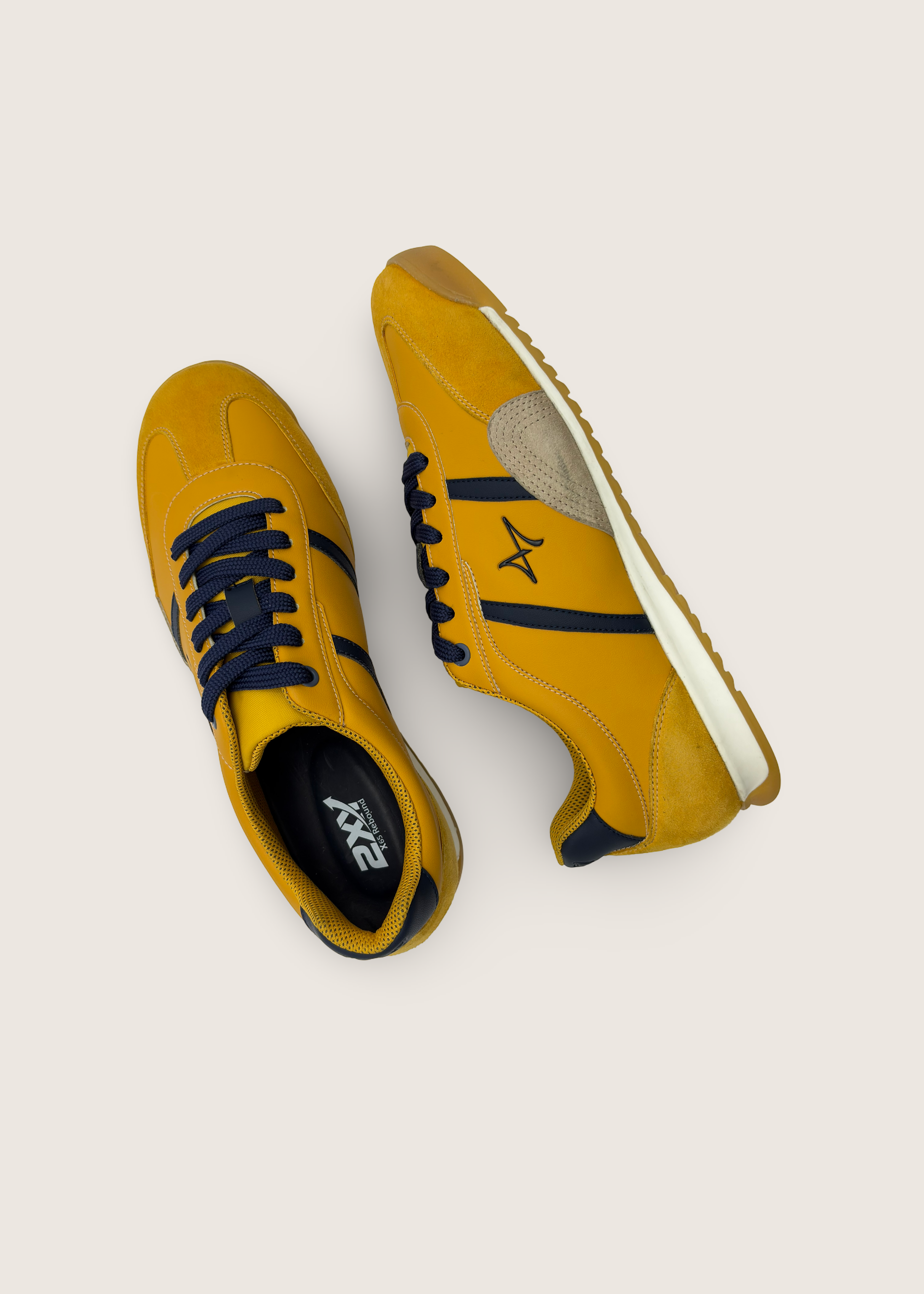 Iro Canary