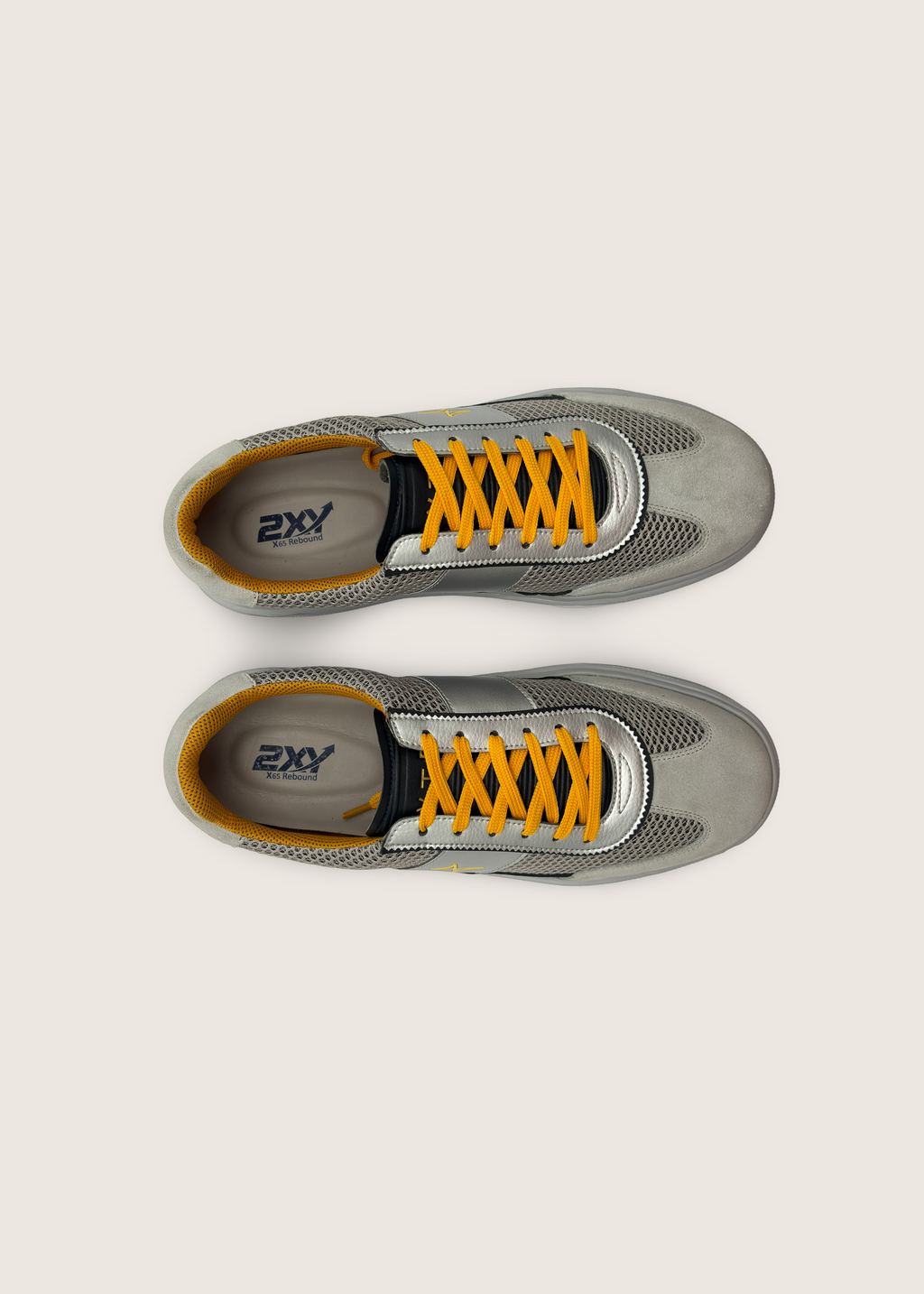波 Men's SORA in pumice leather suede with white and dark grey layers of technical mesh