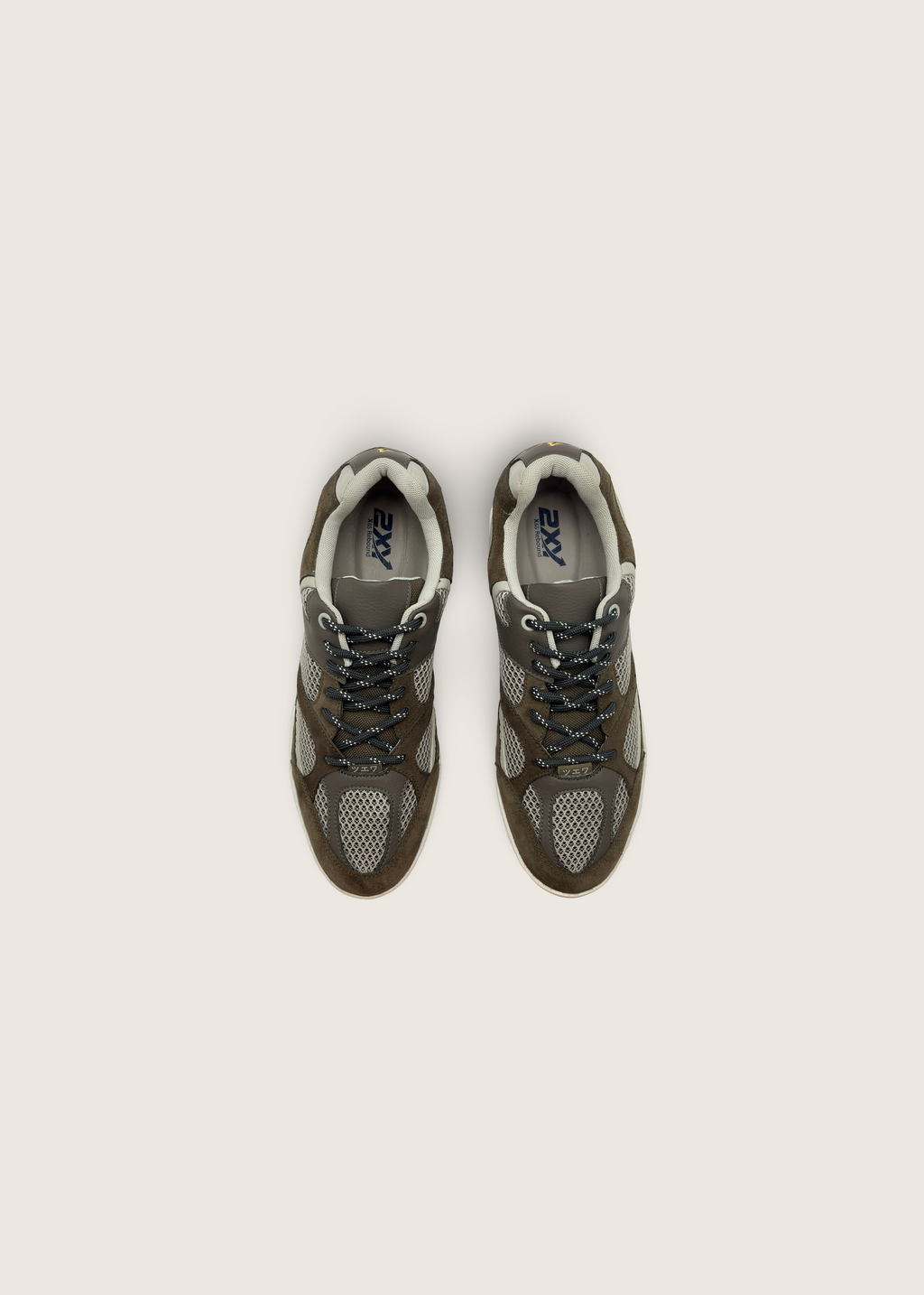 富士 Men's FUJI in charcoal grey leather nubuck with silver grey technical mesh panels