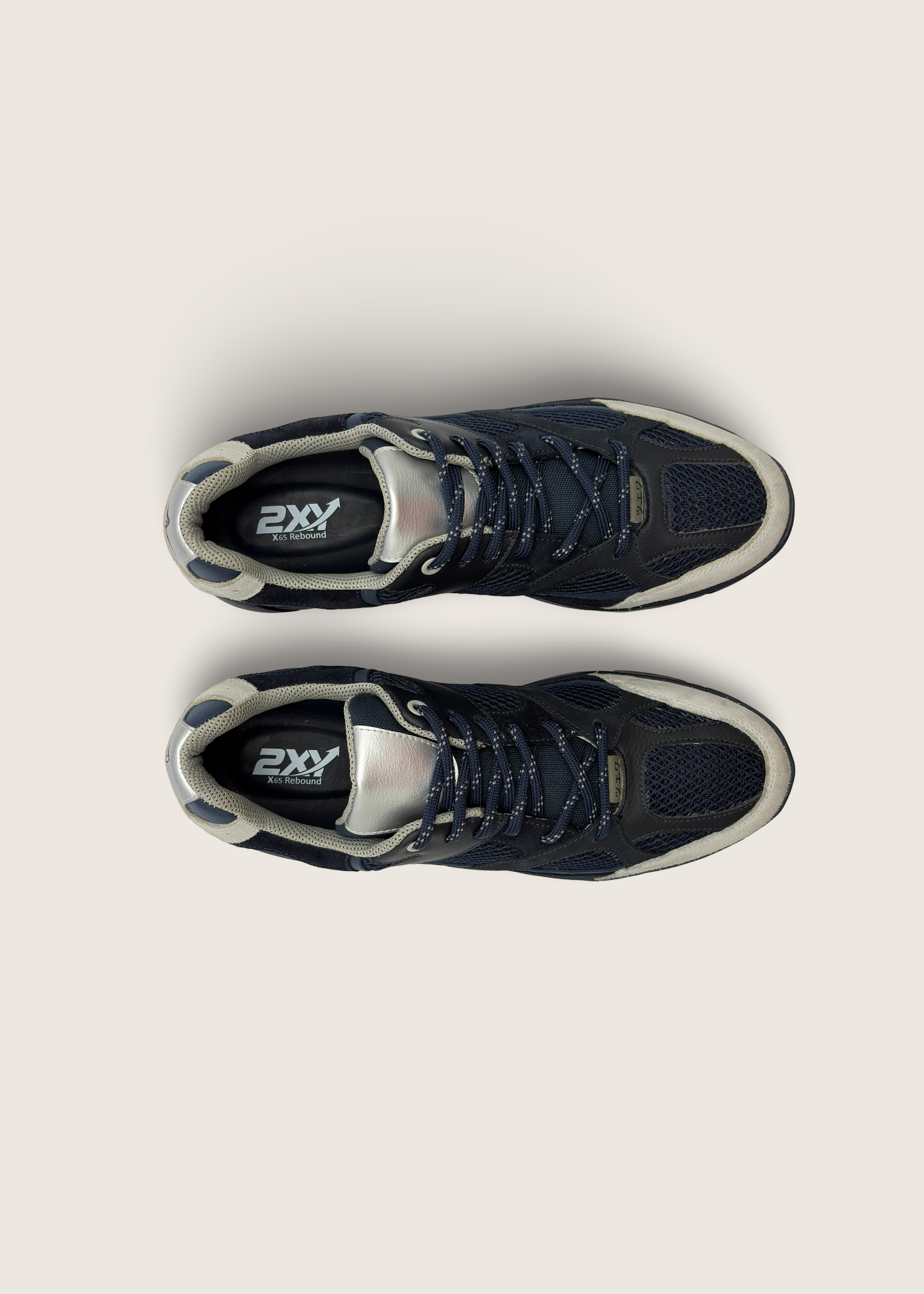 富士 Men's FUJI in dark navy blue leather nubuck with denim blue technical mesh panels