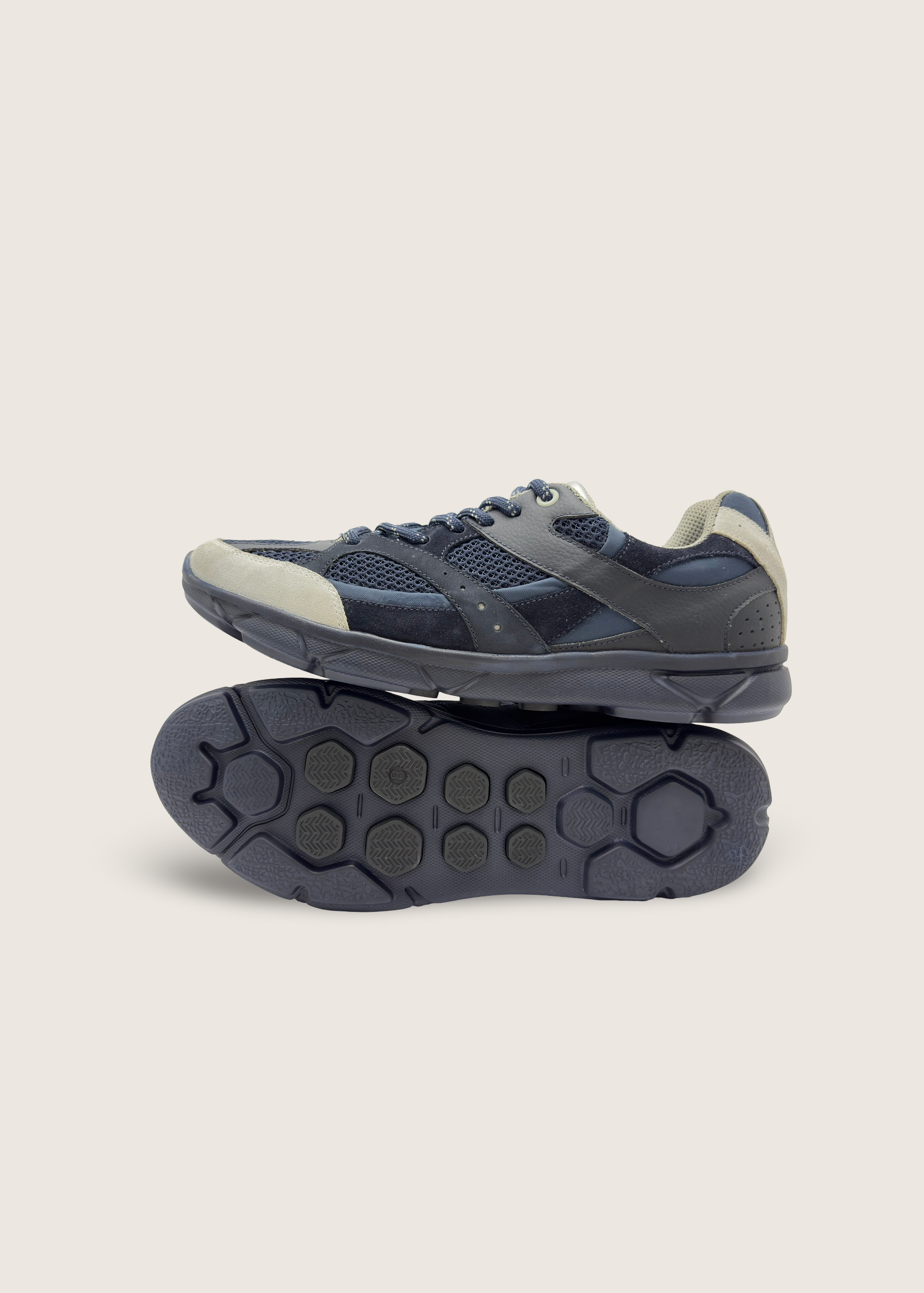 富士 Men's FUJI in dark navy blue leather nubuck with denim blue technical mesh panels