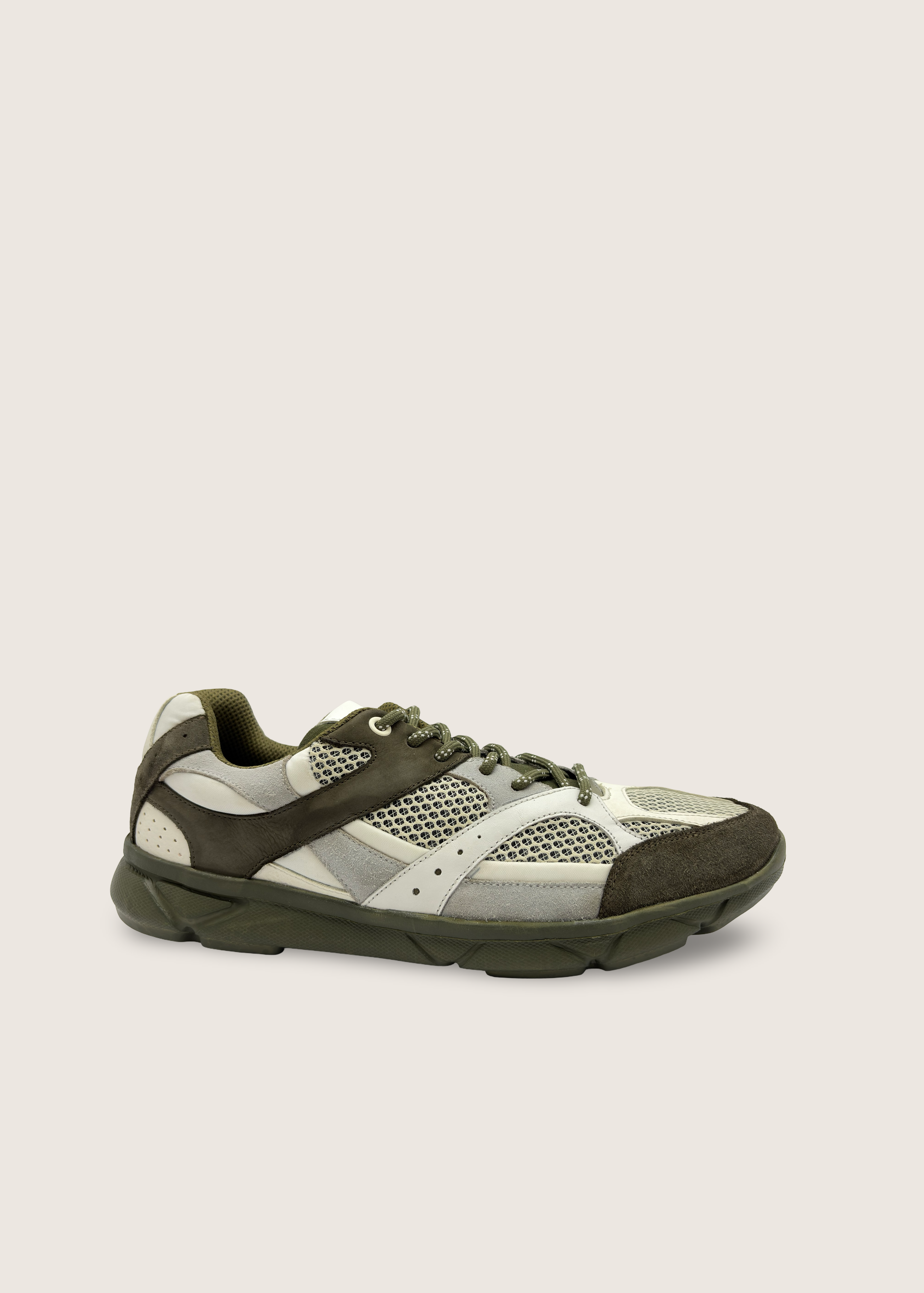 富士 Men's FUJI in olive leather nubuck with silver white technical mesh panels