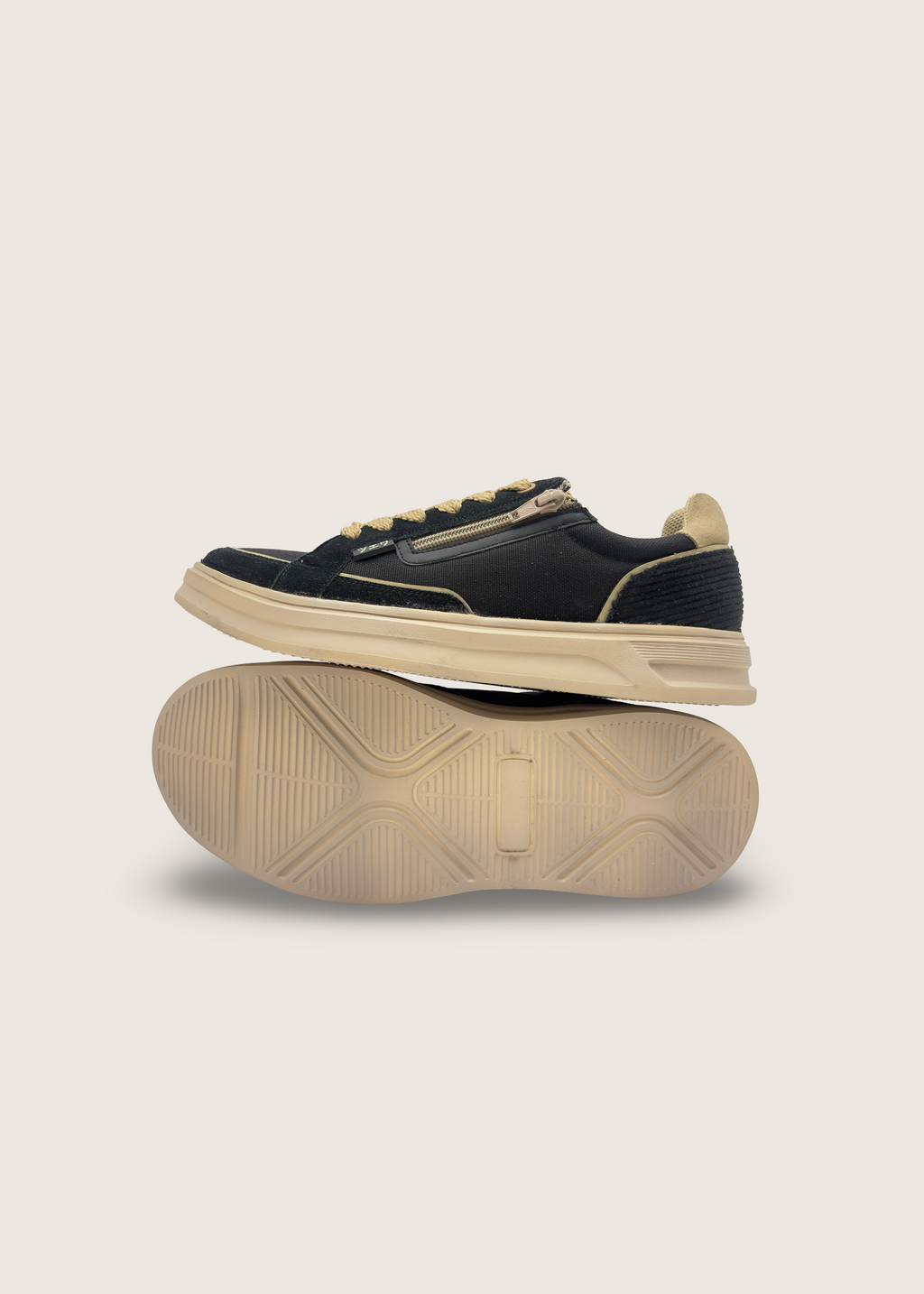 風 Men's KAZE in black leather suede with black nylon parachute and leather insole