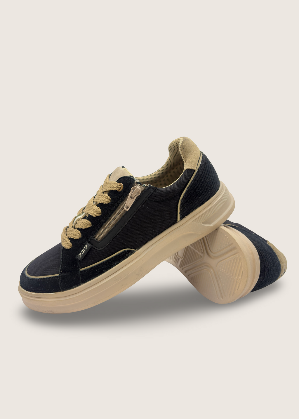 風 Men's KAZE in black leather suede with black nylon parachute and leather insole